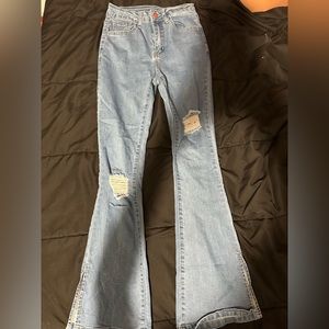 Women’s boot cut ripped jeans